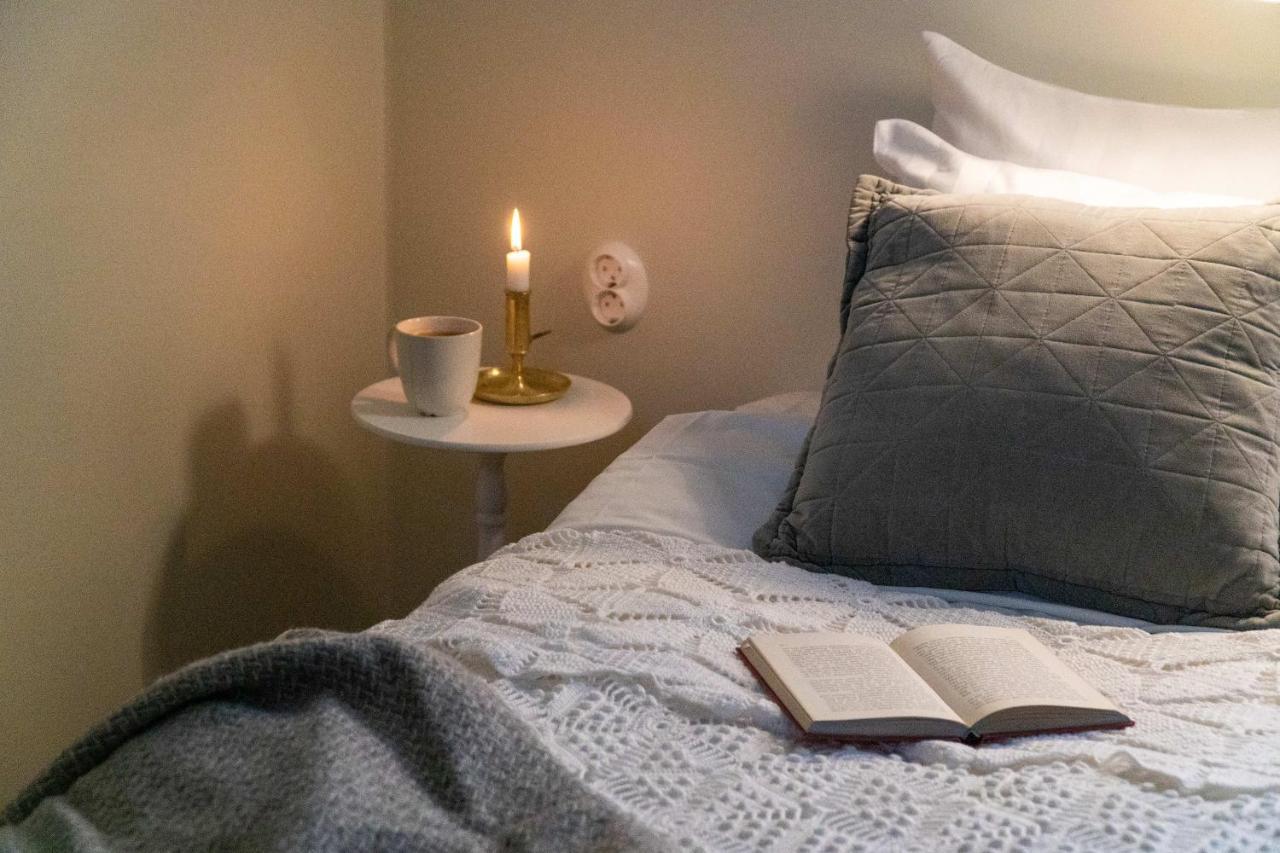 Anfasteroed Gardsvik - Badstugor Med Loft Ljungskile Kültér fotó