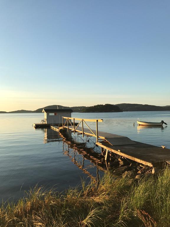 Anfasterod Gardsvik - Badstugor Med Loft Villa Ljungskile Szoba fotó